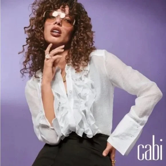 NWT $109 Cabi #4537 Noble Blouse L White Silky Ruffle Fall 2023 Long Sleeves - Picture 1 of 7